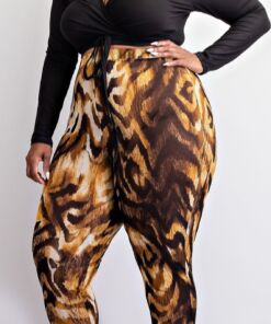 Plus size long sleeve crop top legging set